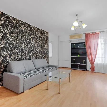 Unirii Large 2 Bedroom Апартаменти