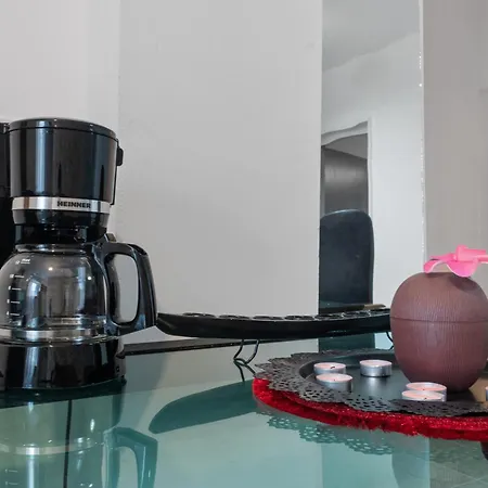 Apartment Unirii Large 2 Bedroom Bucharest