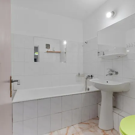 Unirii Large 2 Bedroom * Bucharest