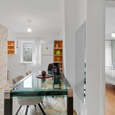 Unirii Large 2 Bedroom