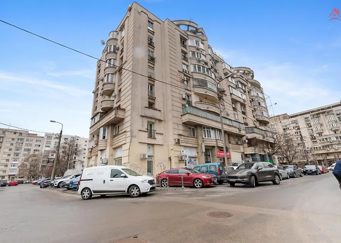 Unirii Large 2 Bedroom *