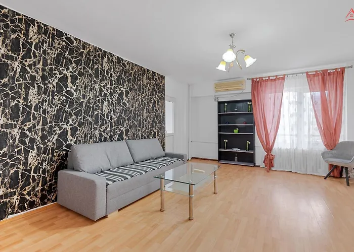 Unirii Large 2 Bedroom Apartment