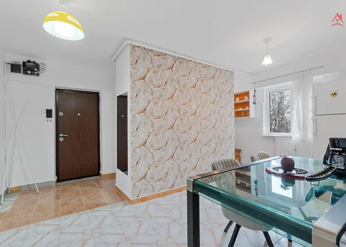 Unirii Large 2 Bedroom Bucharest